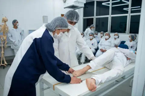 Aulas Práticas